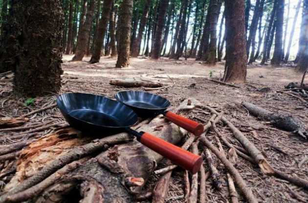 [LOWDEN戶外露營用品]山毛櫸碳鋼鍋 1